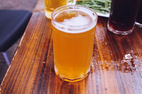 扎啤免費喝！樂山老板豪氣請客，酒精飲料全免引熱議